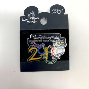 Disney World 2000 Pin